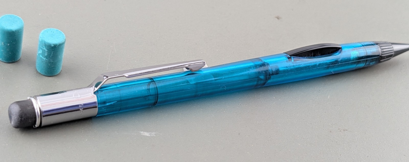 Vtg  Pentel  pd 345  Mechanical Pencil Transparent Blue Clicker .5 Made In Japan