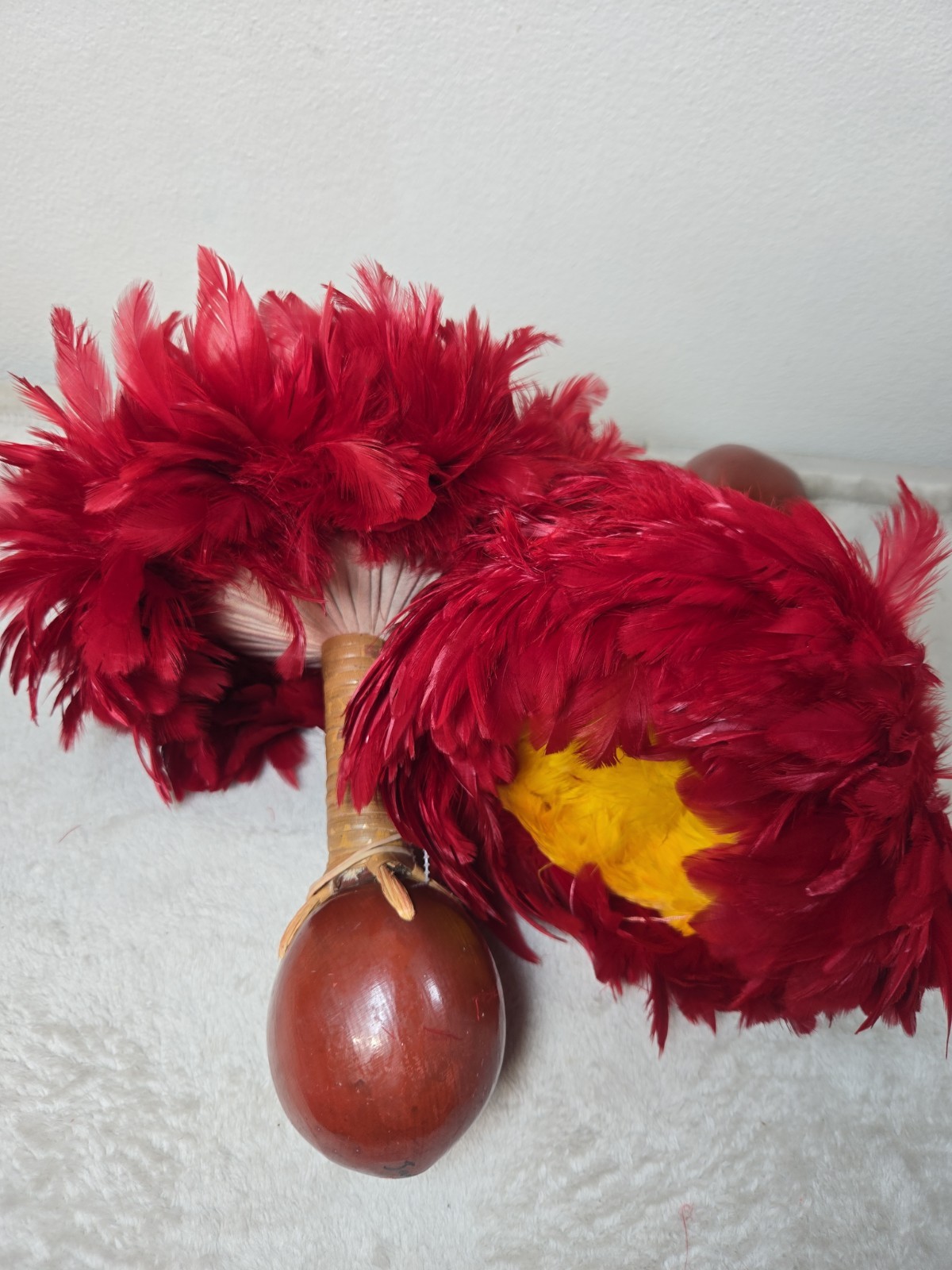 ulī\'ulī Vintage HAWAIIAN FEATHERED GOURD RATTLE FOR HULA DANCING RED YELLOW ulī\'ulī Vintage HAWAIIAN FEATHERED GOURD RATTLE FOR HULA DANCING RED YELLOW