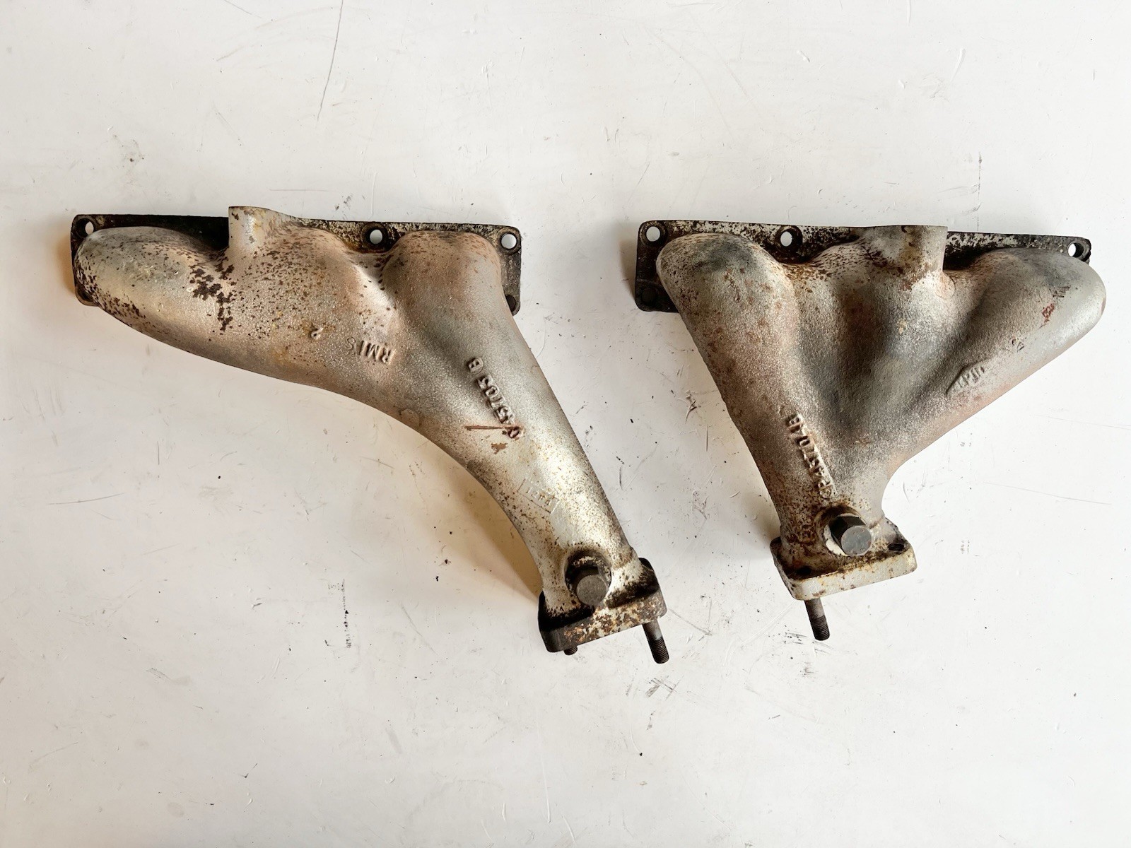 JAGUAR XJ6 S3 ENGINE LEFT RIGHT EXHAUST MANIFOLD C43703B P43704B OEM 74K