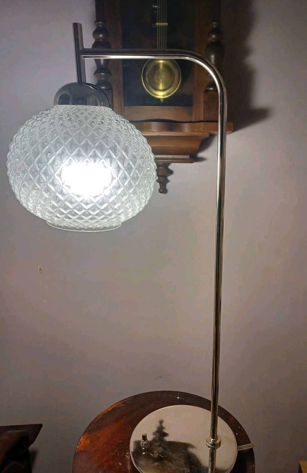 VTG Mid-century Style Arch Lamp, Pineapple Globe Mint Condition J Neck Arm VTG Mid-century Style Arch Lamp, Pineapple Globe Mint Condition J Neck Arm