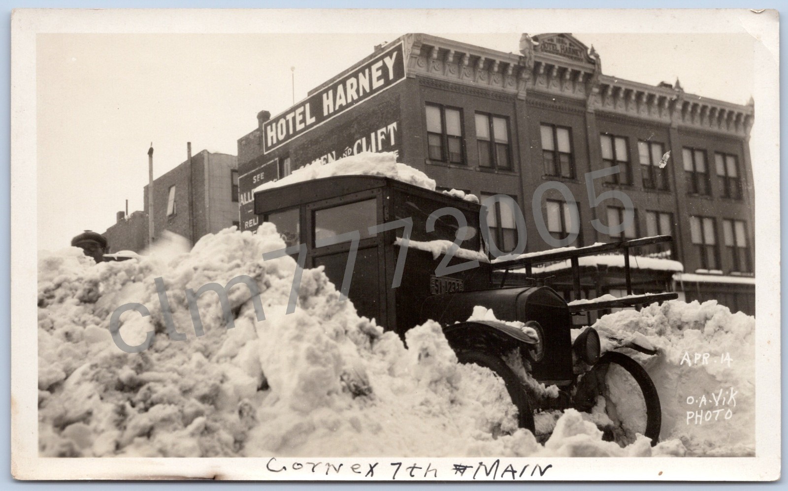 Photo Snapshot Rapid City SD 7th & Main Hotel Harney Car Snow 1928 OA Vik PH02