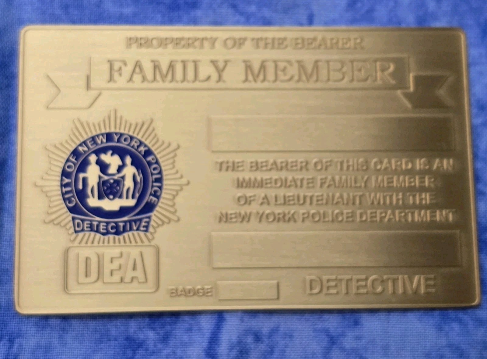 2026 NOVELTY NYPD DETECTIVE FAMILY MEMBER GOLD CARD NOT  ENGRAVED