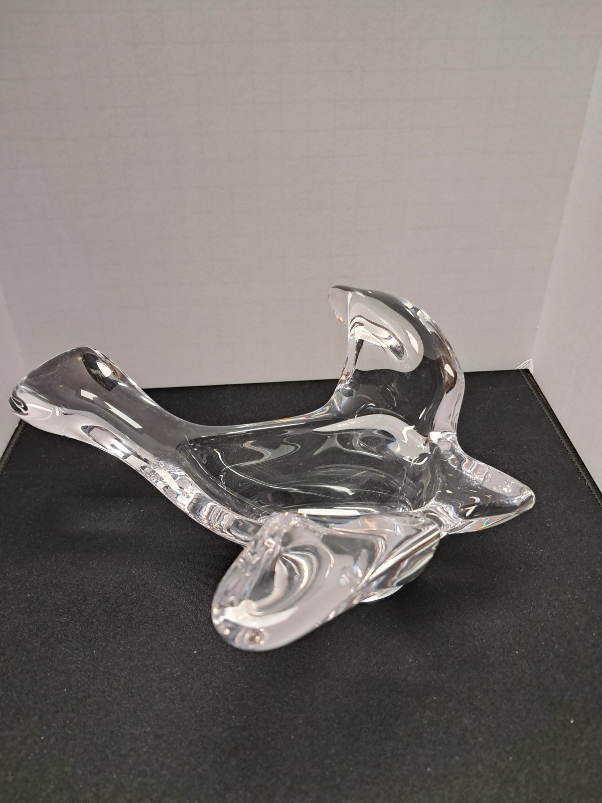Heavy Clear Crystal Bird Shaped Art Glass Bowl Centerpiece Candy Dish 7”