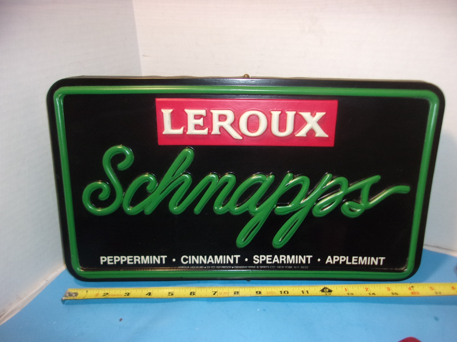 VINTAGE Leroux Flavored SCHNAPPS BAR LIGHT Sign
