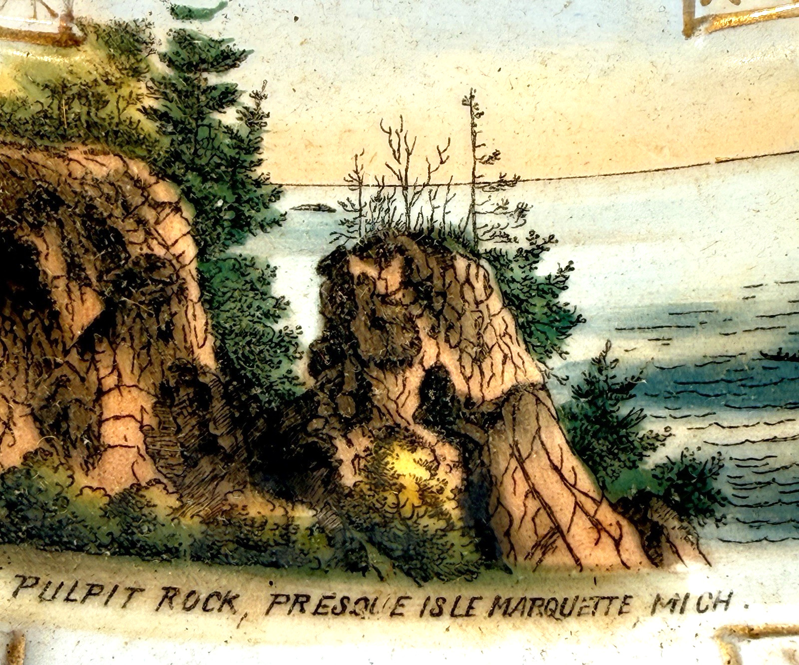 MARQUETTE, MICHIGAN  MI ANTIQUE PULPIT ROCK Souvenir China Dish Painted Plate