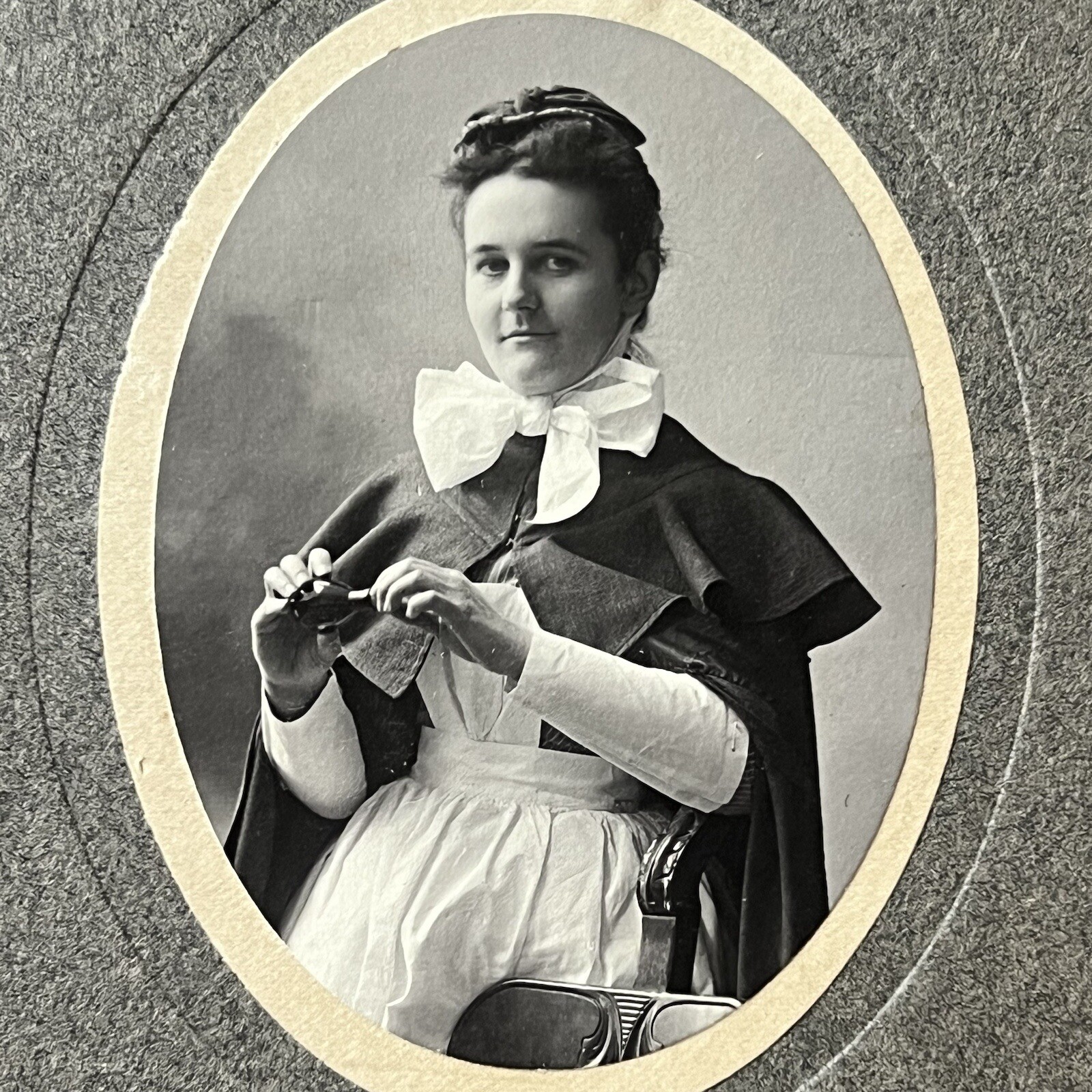 Antique Cabinet Card Photograph Beautiful Woman Occupational Nurse Rochester NY