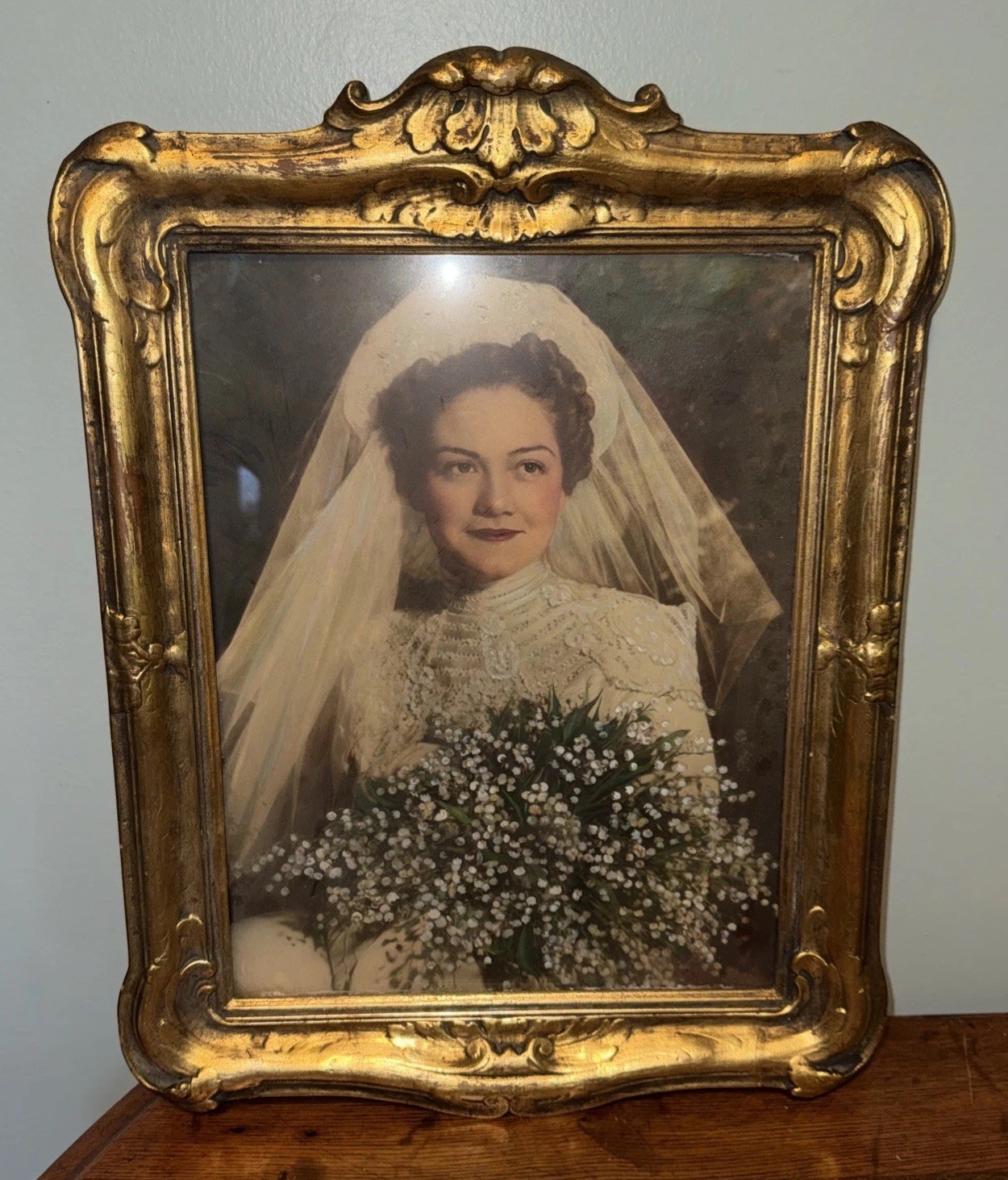 Antique Picture Frame Gilt/Gold Leaf Wood Frame 10x12  18 X 13 Stunning Ornate