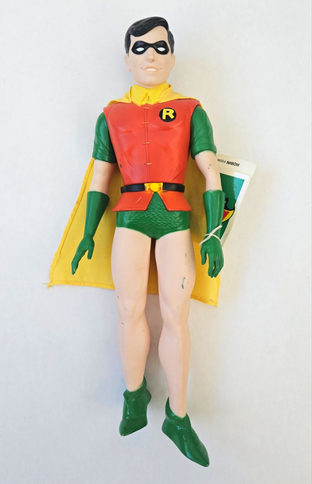 Presents Vintage DC Comics Robin Figure w/ Cape & Tag, 1976, P3598, 12in Tall