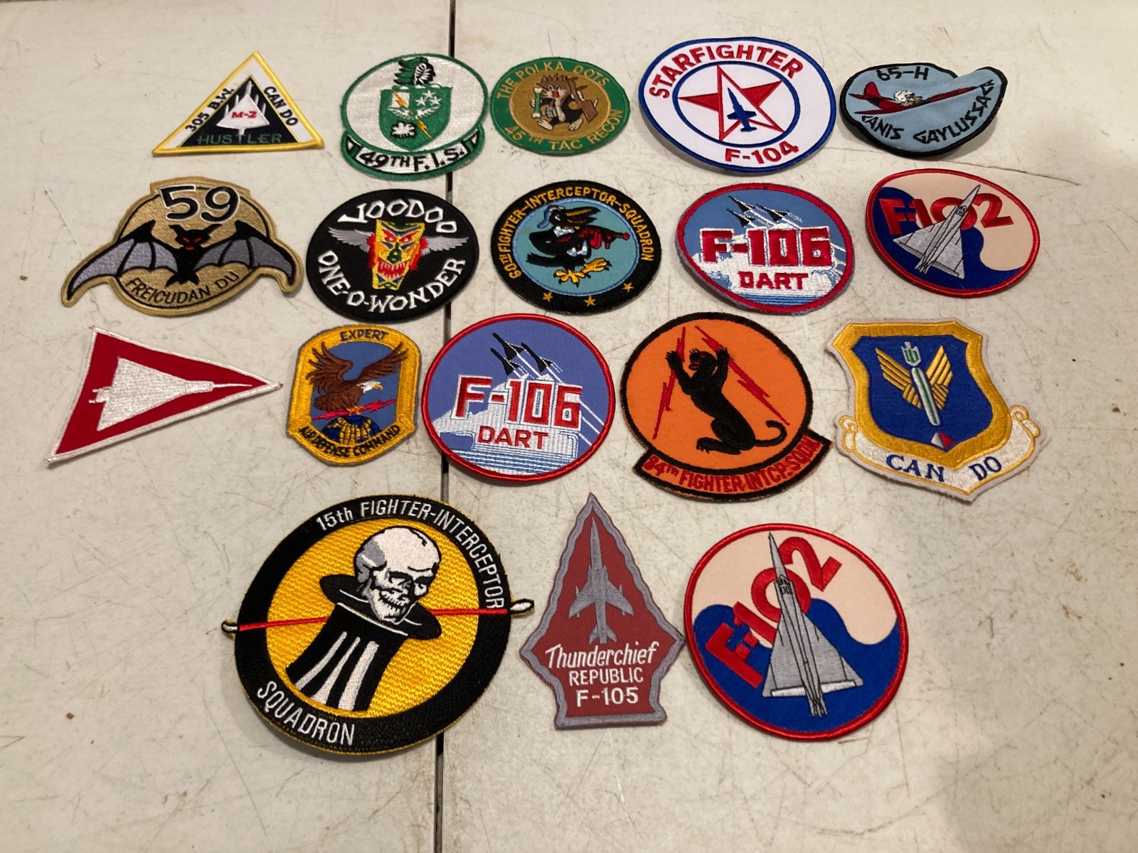 Lot of 18 USAF Fighter Squadron Military Embroidered Patches F-104 F-106 F-102