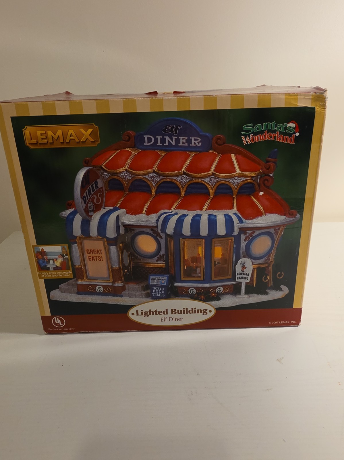 Lemax Village Santa's Wonderland Elf Diner Cute