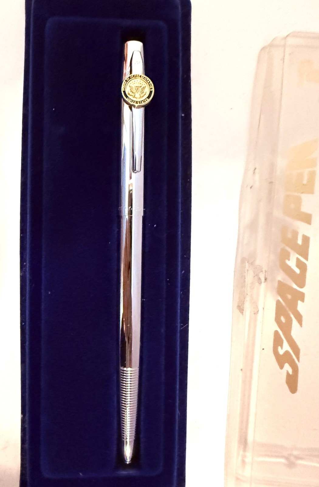 LNWB vintage 1980 Fisher Space Pen #B4 Black & Chrome Grid Click Ball Point Pen