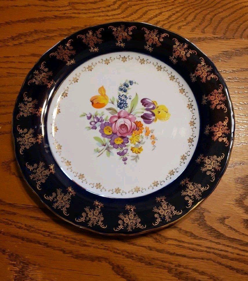 Thun Karlovarsky Porcelain 10.5 Thun Karlovarsky Porcelain 10.5