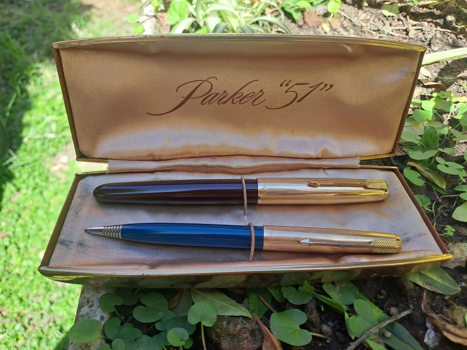 1948 PARKER 51 PLUM AEROMETRIC FOUNTAIN PEN & PENCIL SET 
