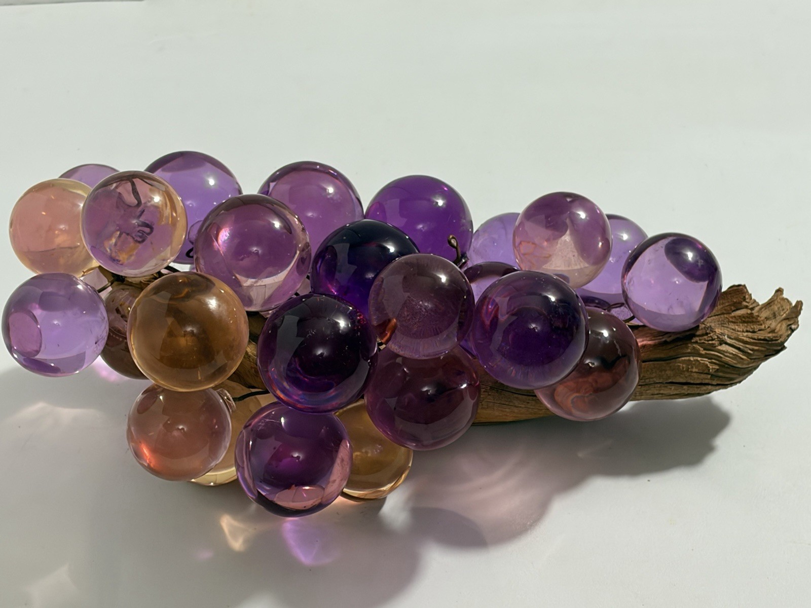 Vintage MCM 1960s X-Large Lucite Acrylic Grapes Cluster On Driftwood 13” Purple