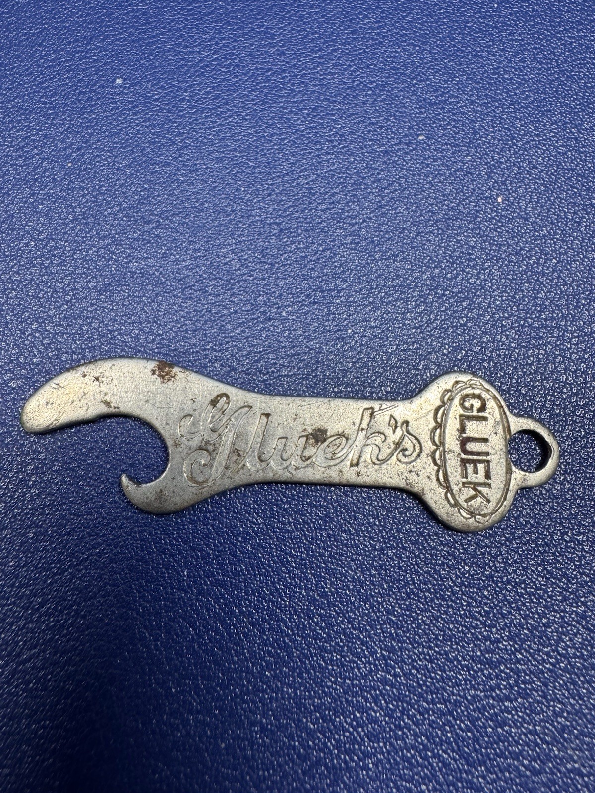 VINTAGE GLUEK\'S PILSENER PALE ALE ADVERTISING BOTTLE OPENER