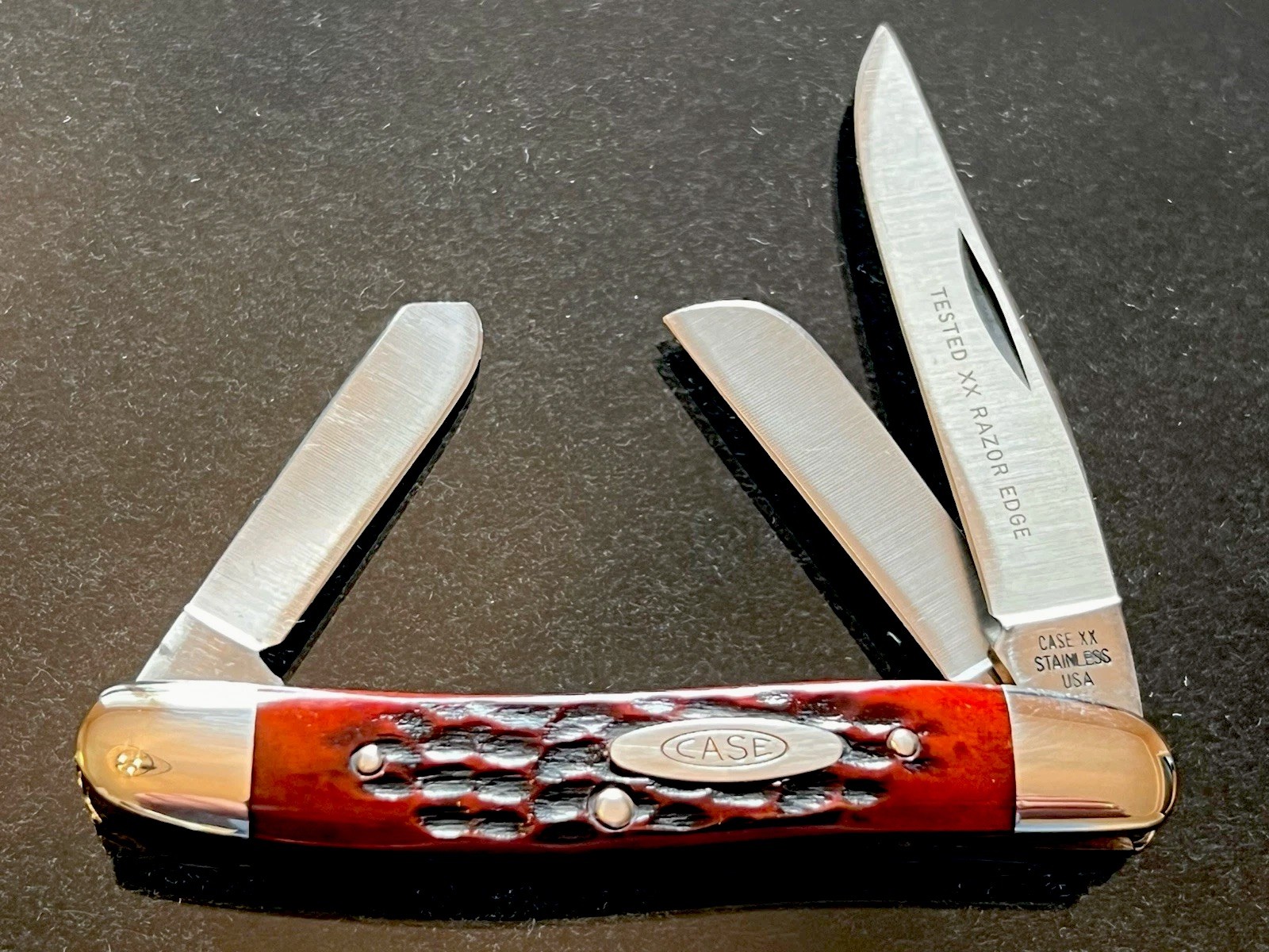 CASE XX USA 1975/5 ….. Dots Tested XX Razor Edge RED BONE KNIFE 6318 HPSS MINT