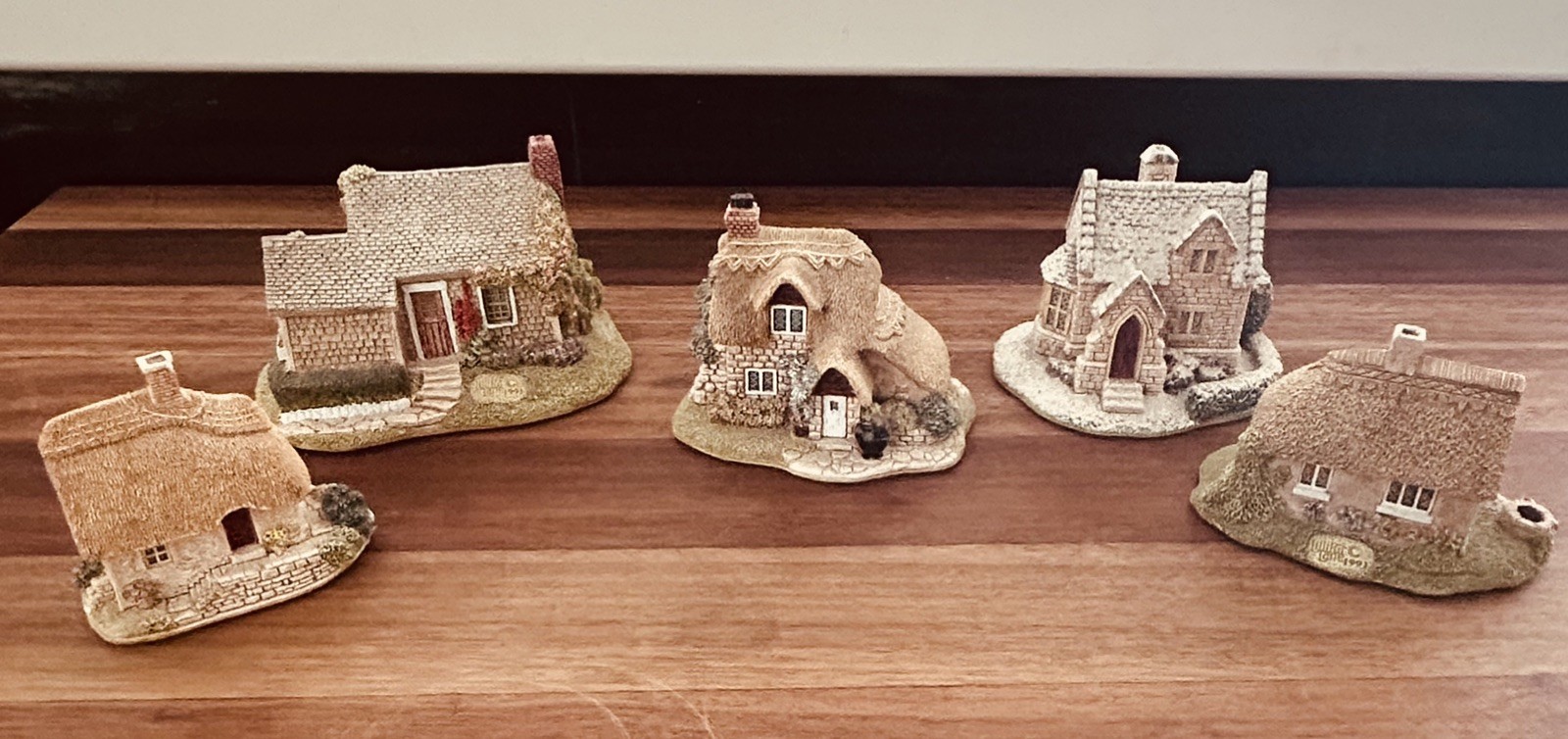 Lilliput Lane Vintage Cottages Set Of 5 Wonderful Condition 1991 - 1994