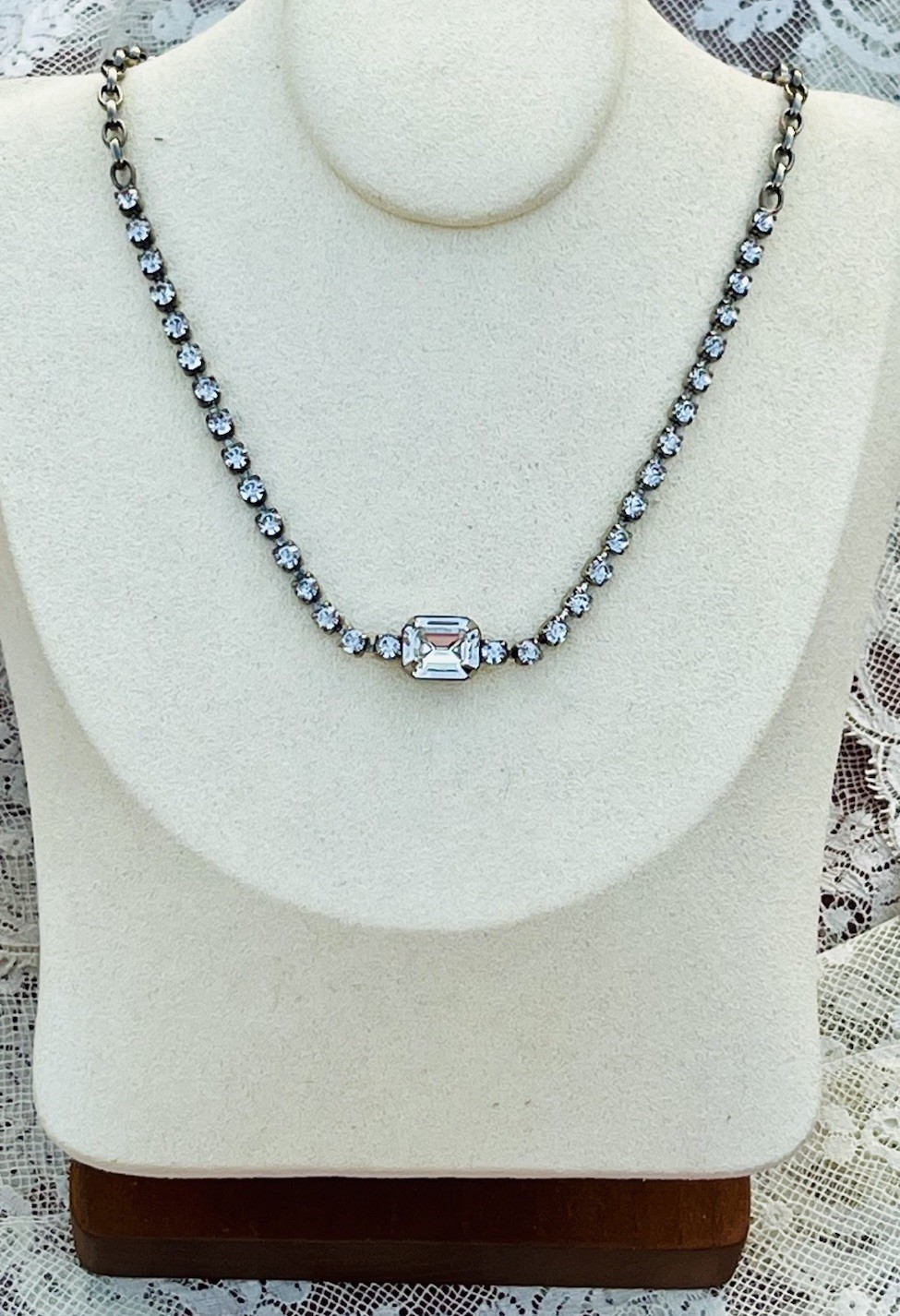 14” VINTAGE Emerald CUT CRYSTAL Rhinestone NECKLACE CHOKER ANTIQUE JEWELRY