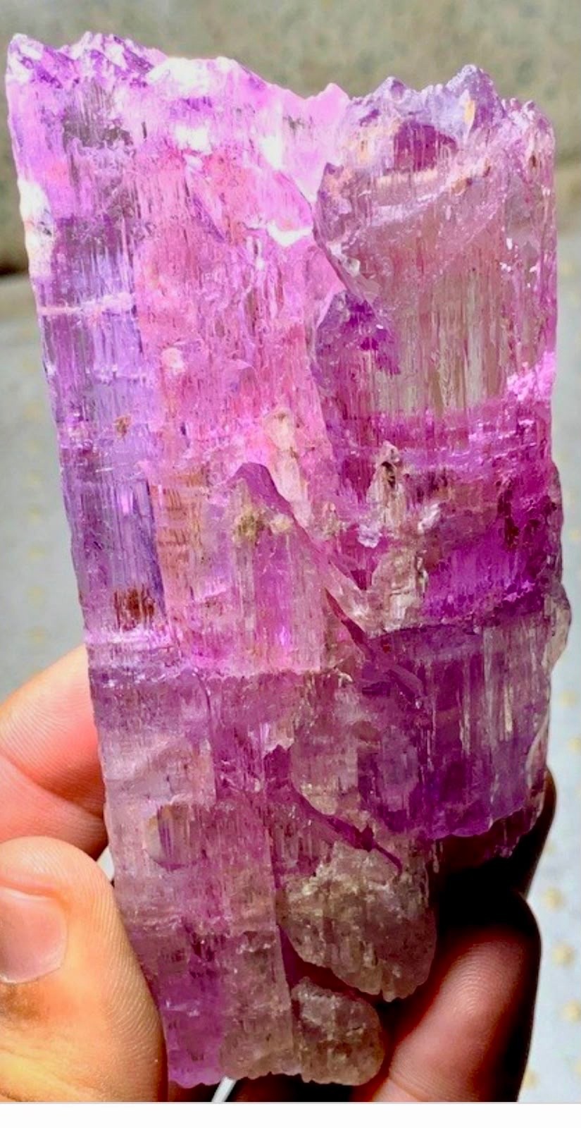 1500 carats Aesthetic Natural Kunzite Crystal Specimen from Afghanistan