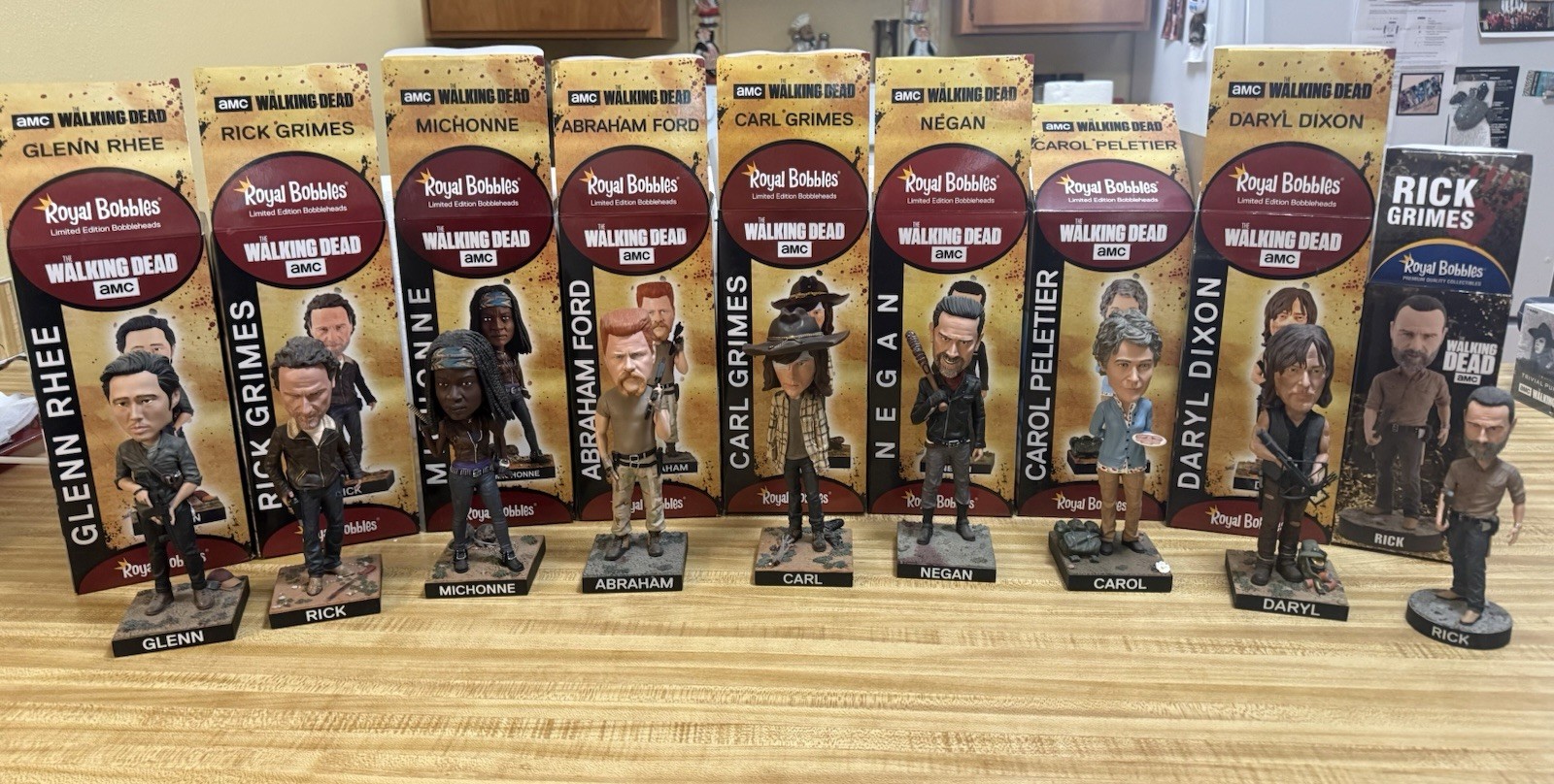 Walking Dead bobblehead Collection With Special Bonus Goodies