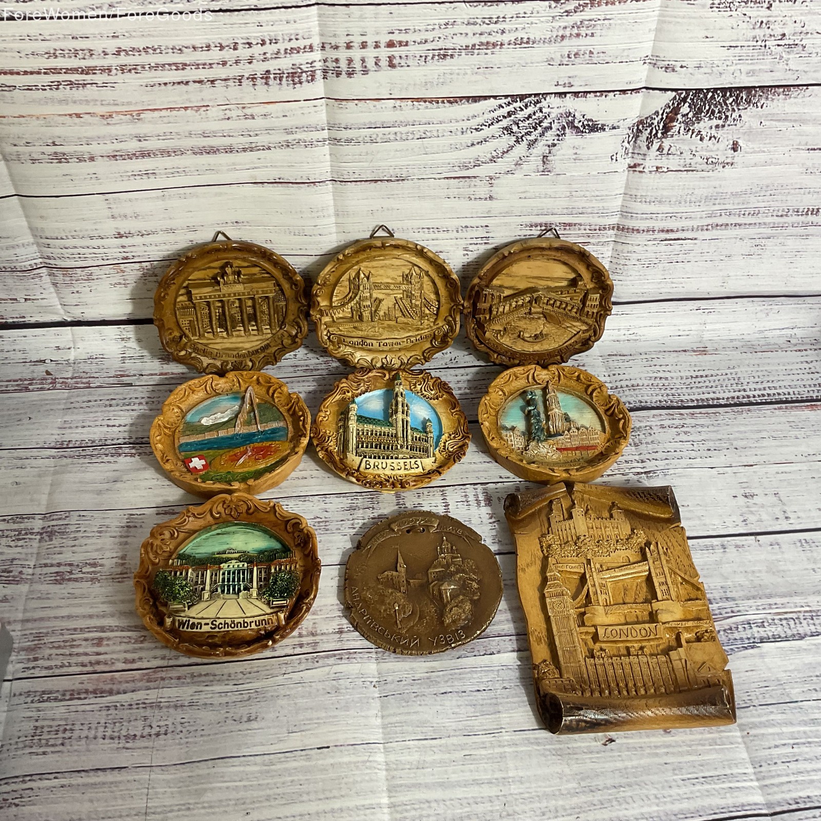 VTG/ANTIQUE Mini Souvenir Wood Carved 3-D Europe Cities Hanging Plates- 3.75\