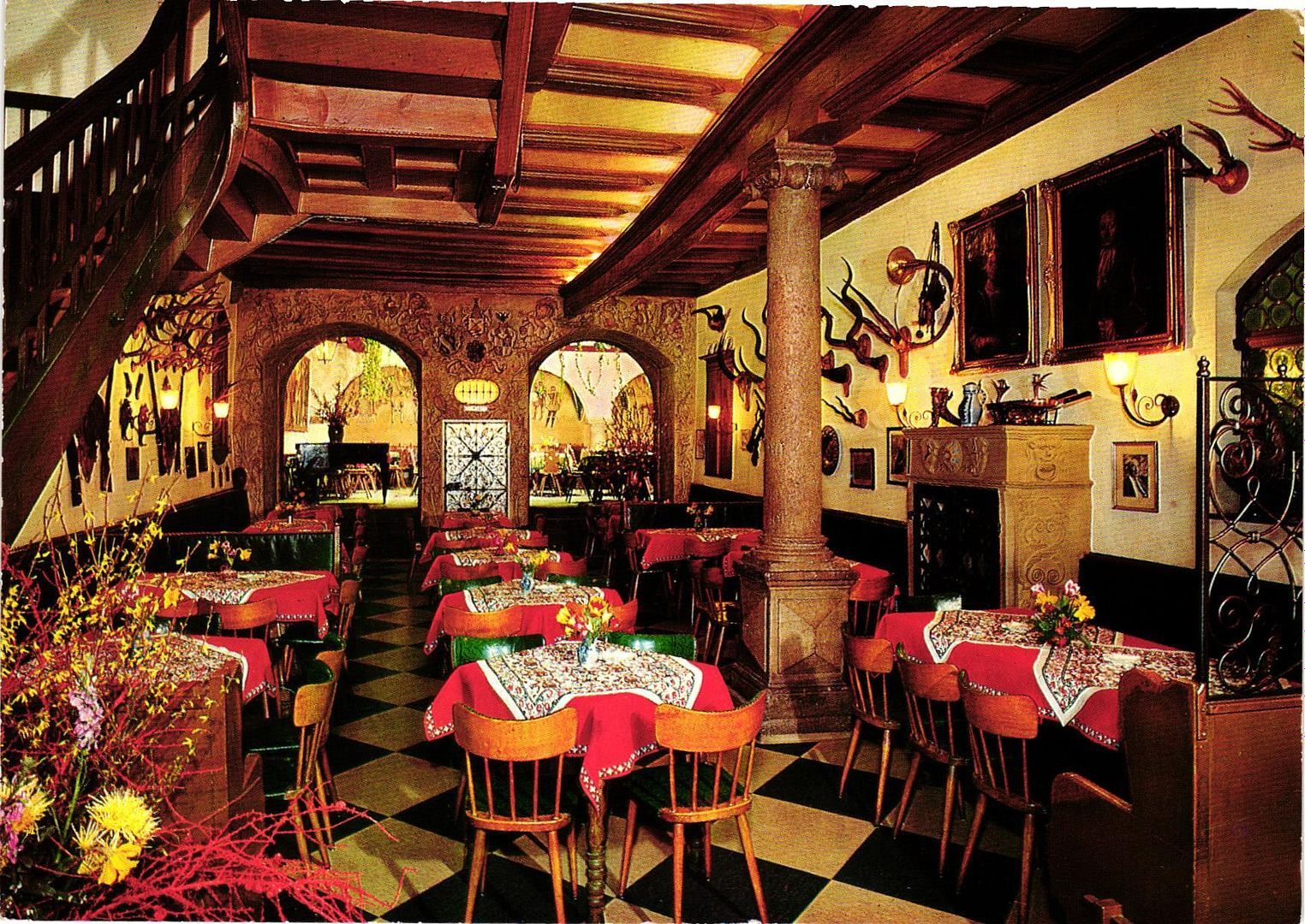 Vintage Postcard 4x6- BAUMEISTERHAUS, ROTHENBURG