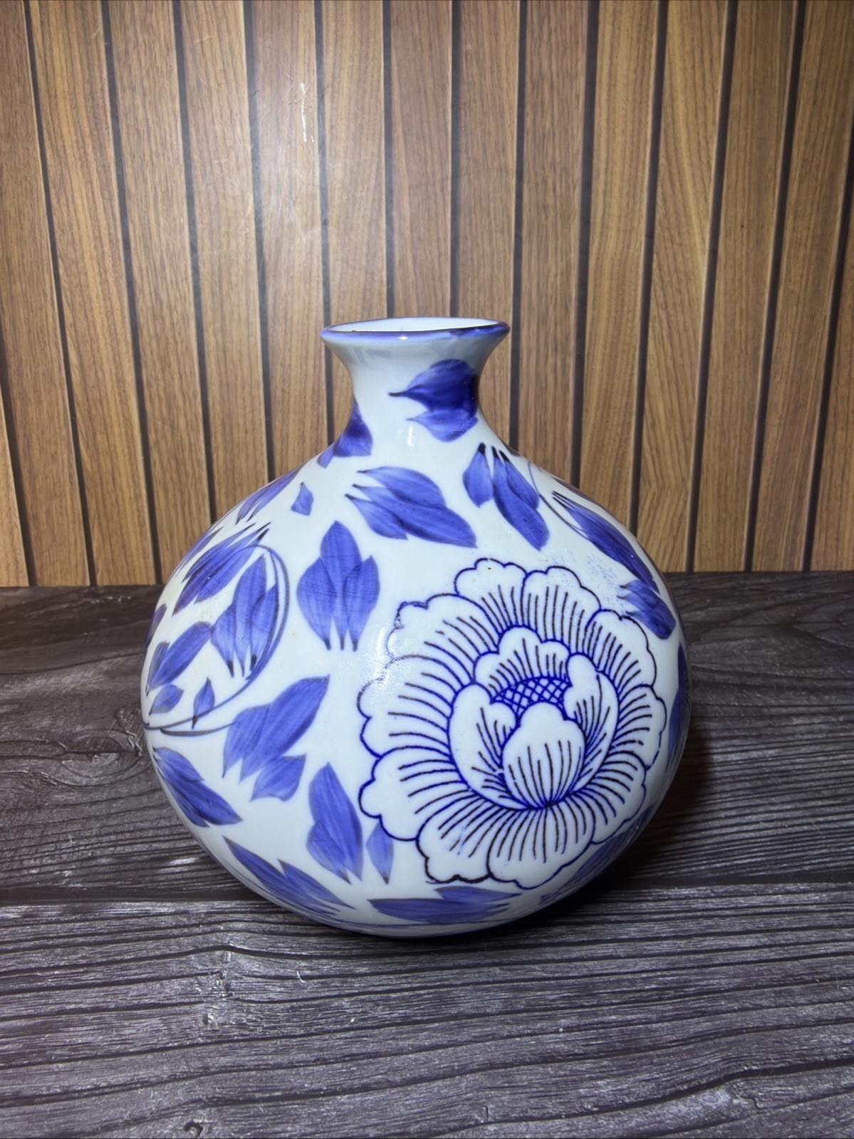 Vintage Gumps Elpa Thailand Blue White Ceramic Floral Round Ginger Jar Vase 5.5”