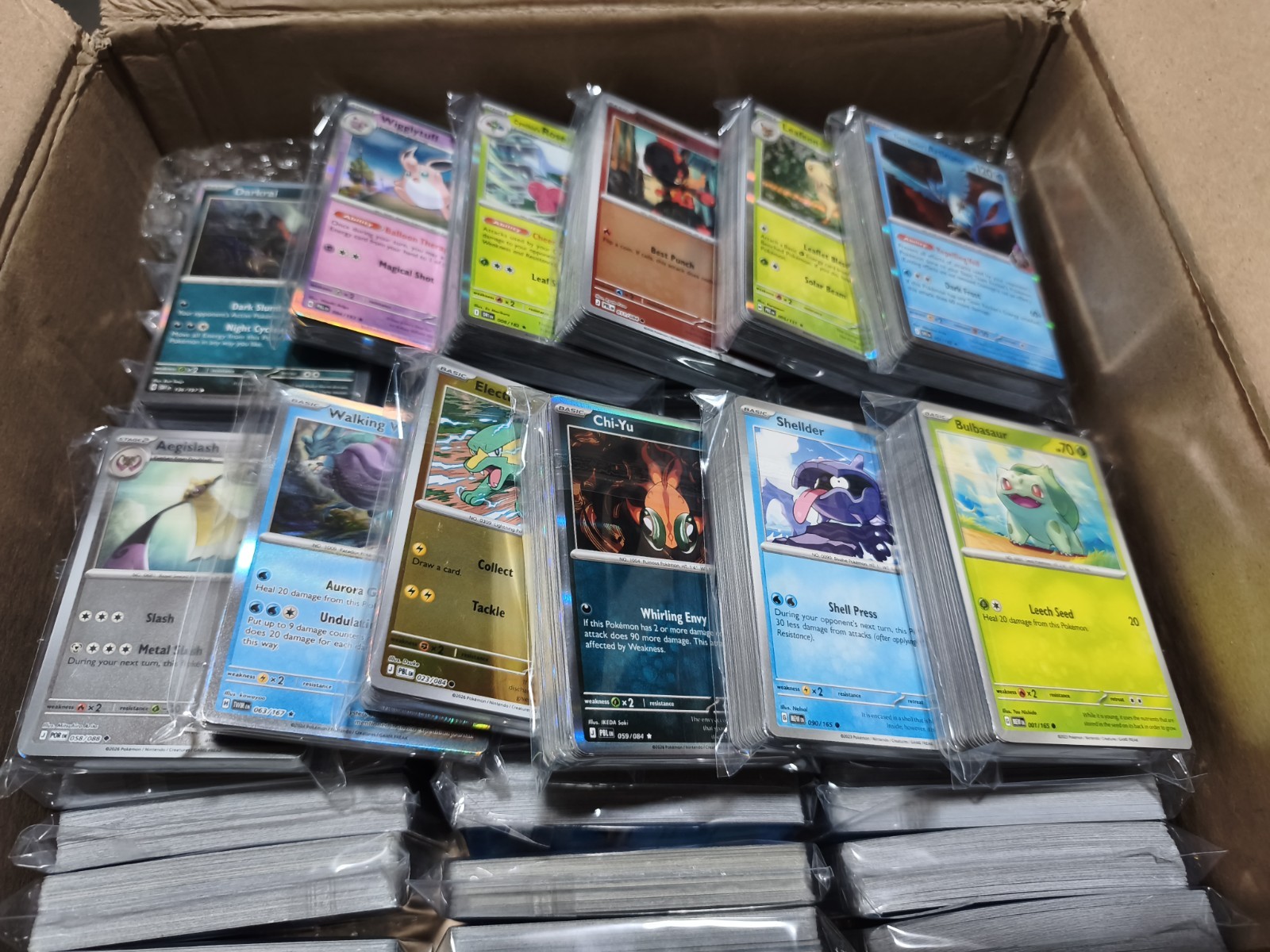 Pokémon TCG ENG 2800 Holo & Reverse Holo Job Lot / Bulk Bundle | 151, S&V, MEG + Pokémon TCG ENG 2800 Holo & Reverse Holo Job Lot / Bulk Bundle | 151, S&V, MEG +