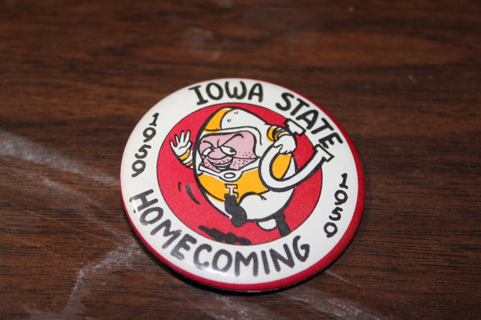 VINTAGE IOWA STATE UNIVERSITY 1959 HOMECOMING 2 INCH PIN AMES IA EXCELLENT COND