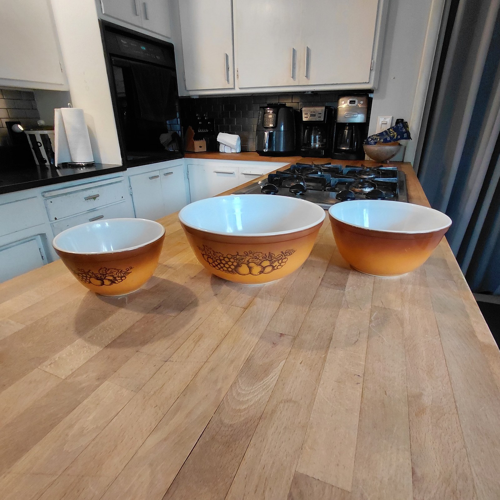Old Orchard/Butterscotch Fade  Nesting Bowls set of 3 #401, #402 & #403 