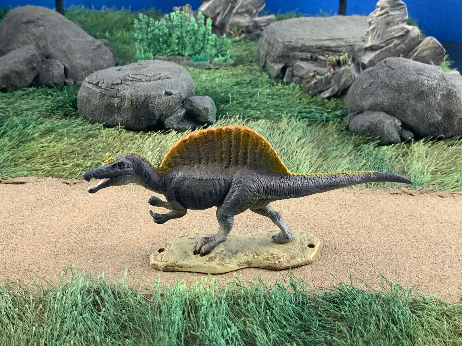 Spinosaurus IV Series Original Model Dinosaur Figure - 5