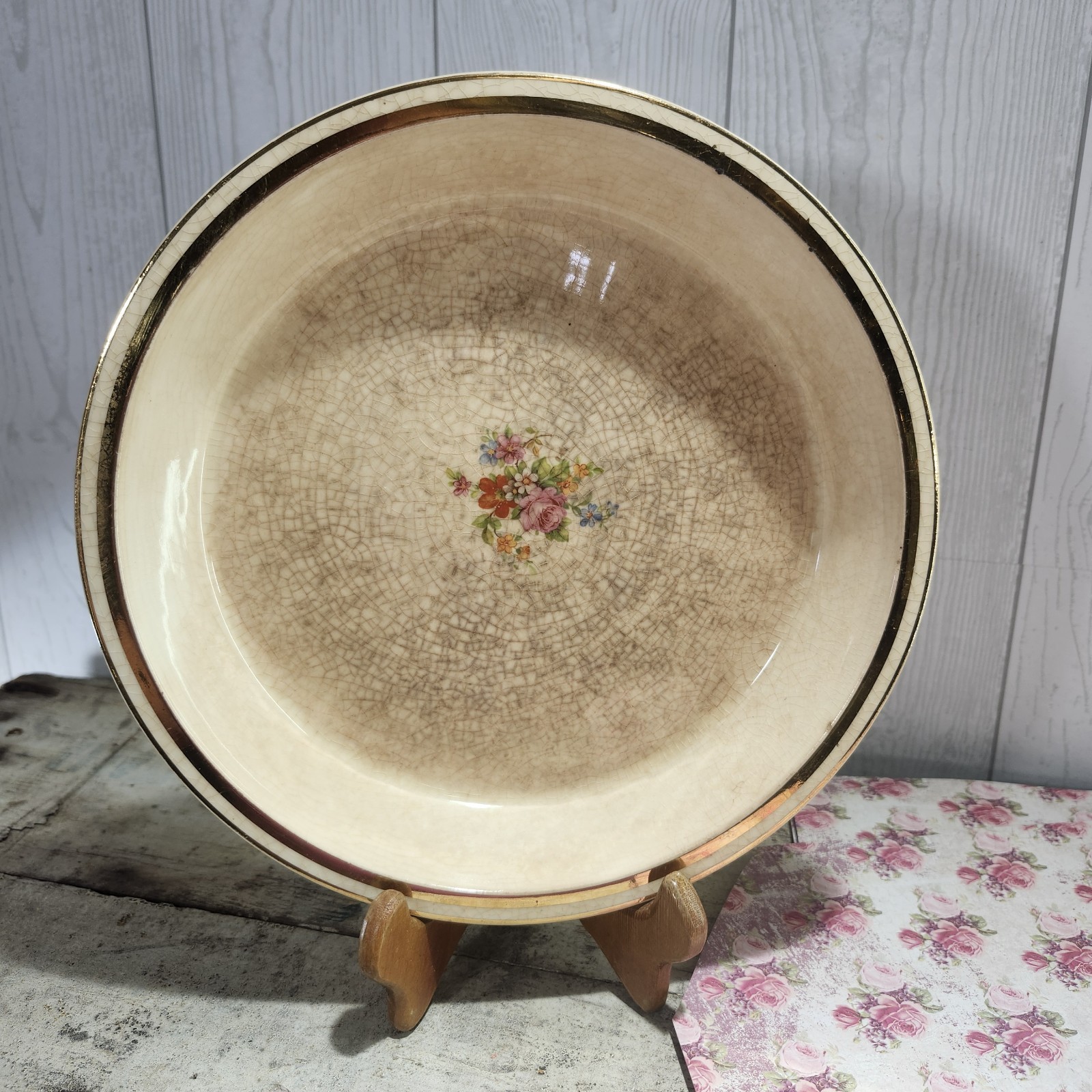 Vintage Crazed and Stained Pie Plate Flowers Gold Trim Farmhouse Country