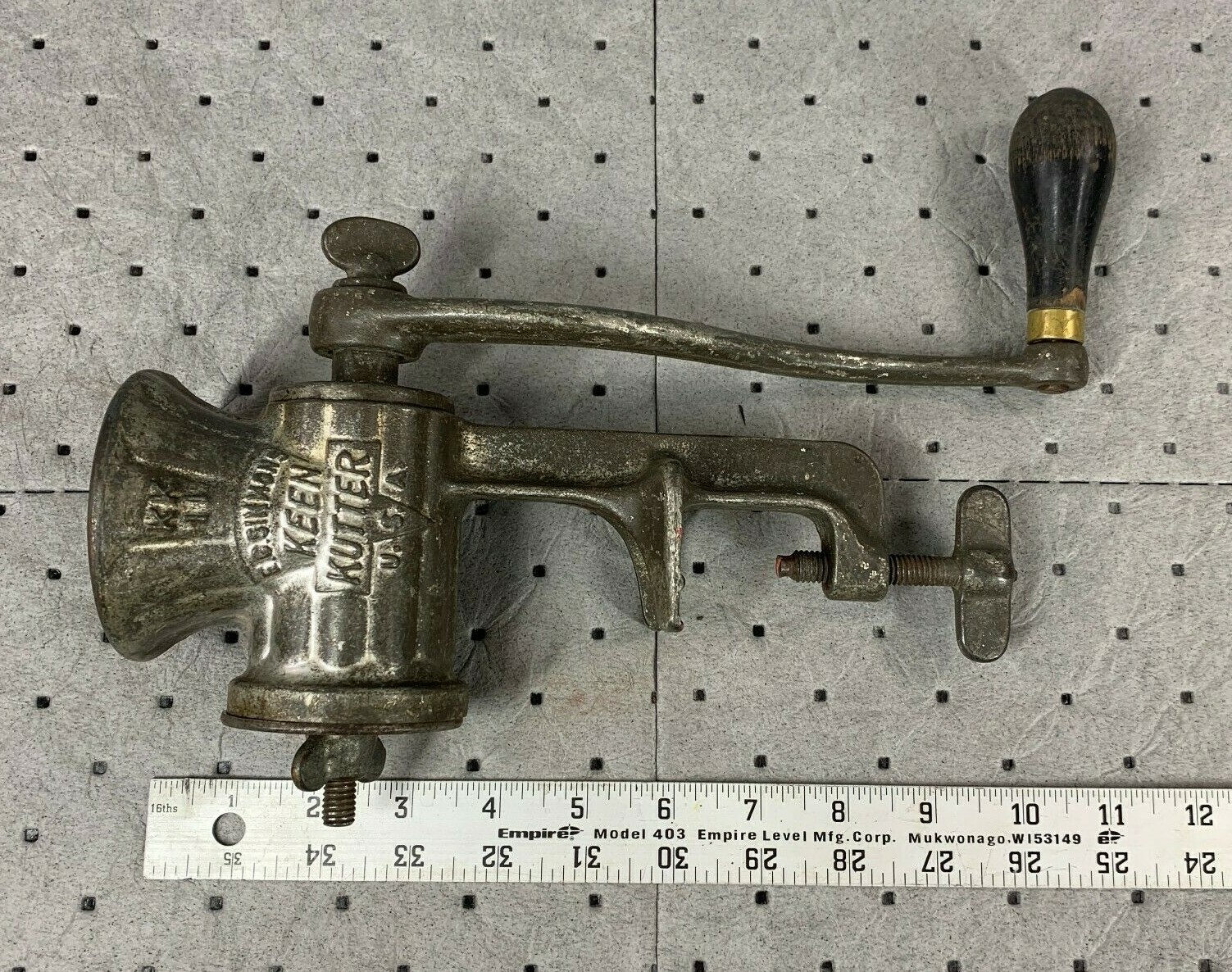 Vintage E.C. Simmons Keen Kutter USA Meat Grinder Food Chopper KK11 - Made USA Vintage E.C. Simmons Keen Kutter USA Meat Grinder Food Chopper KK11 - Made USA