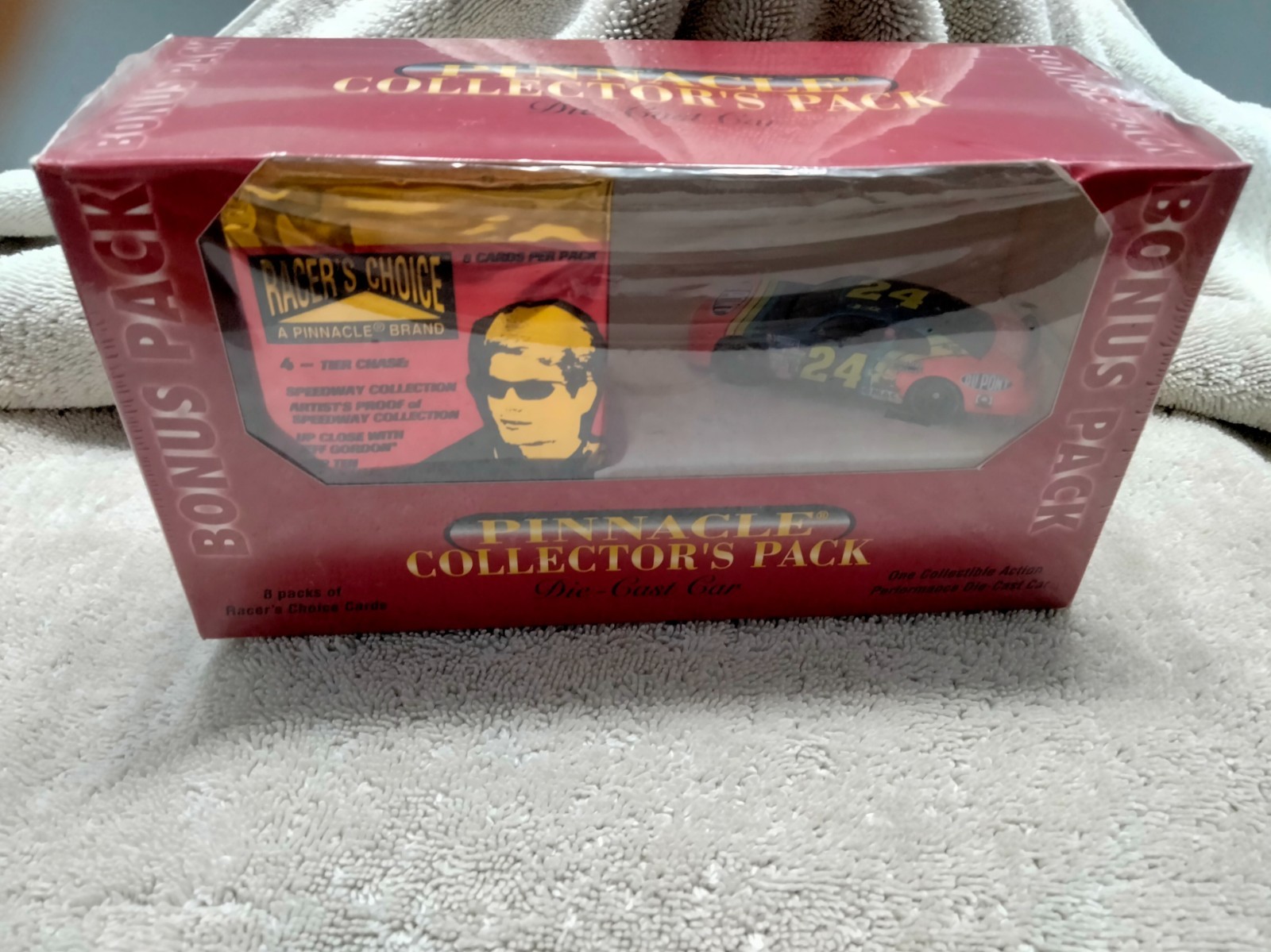 SEALED 1996 Pinnacle Racers Choice Box 8 Packs Racer's Trading Cards w diecast SEALED 1996 Pinnacle Racers Choice Box 8 Packs Racer's Trading Cards w diecast