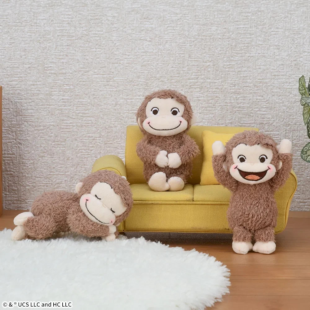 PSL Curious George red cheek mascot various poses 7×5×14cm set