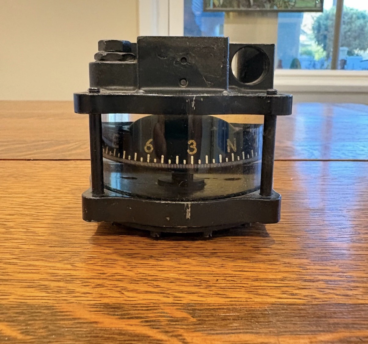 Vintage Bendix 5732-1 WW2 Navy Mark VIII Aircraft Magnetic Compass 1831-1-A Vintage Bendix 5732-1 WW2 Navy Mark VIII Aircraft Magnetic Compass 1831-1-A