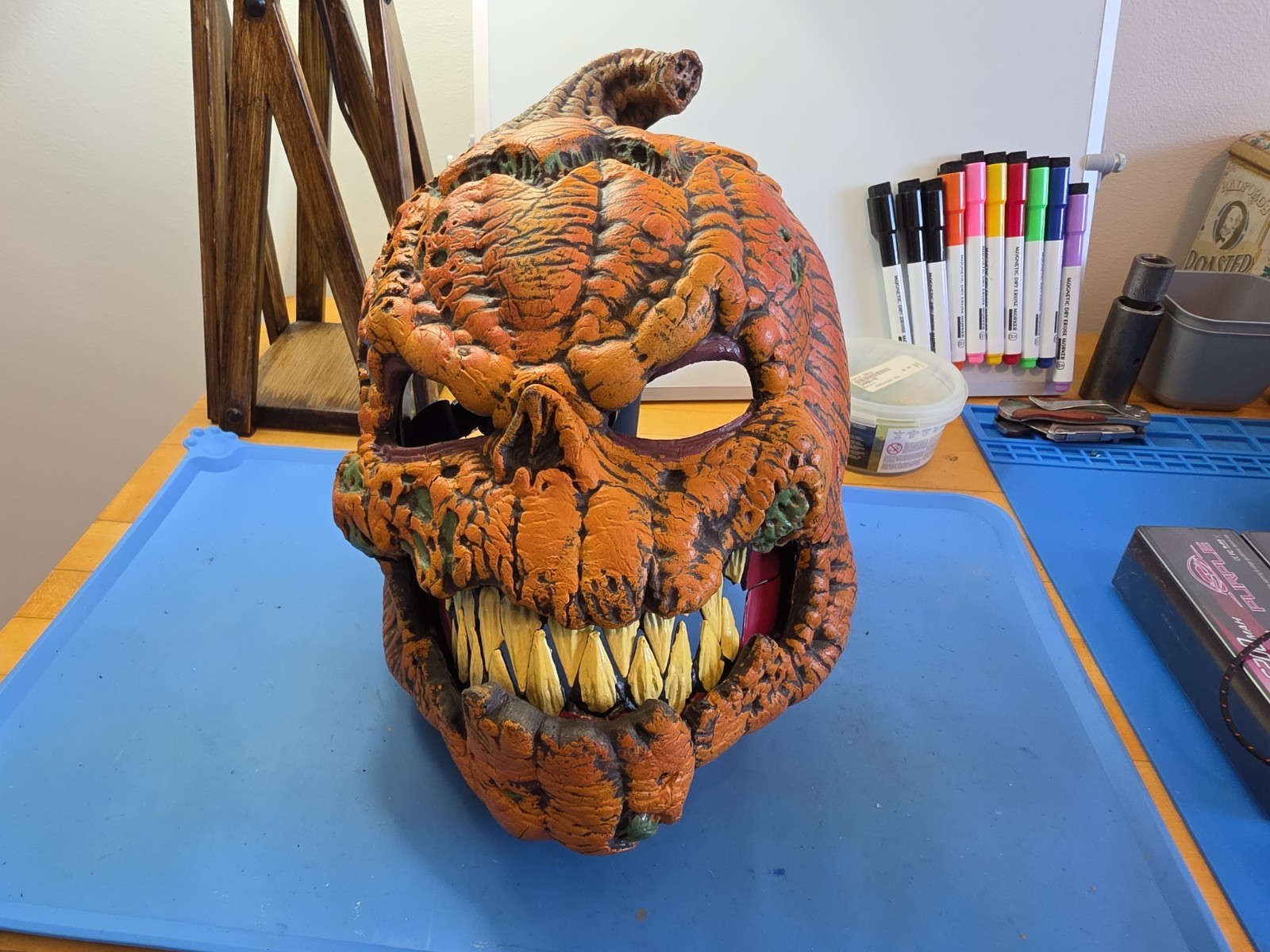 Halloween Scary Pumpkin Head Mask W/ Moving Jaw/mouth.