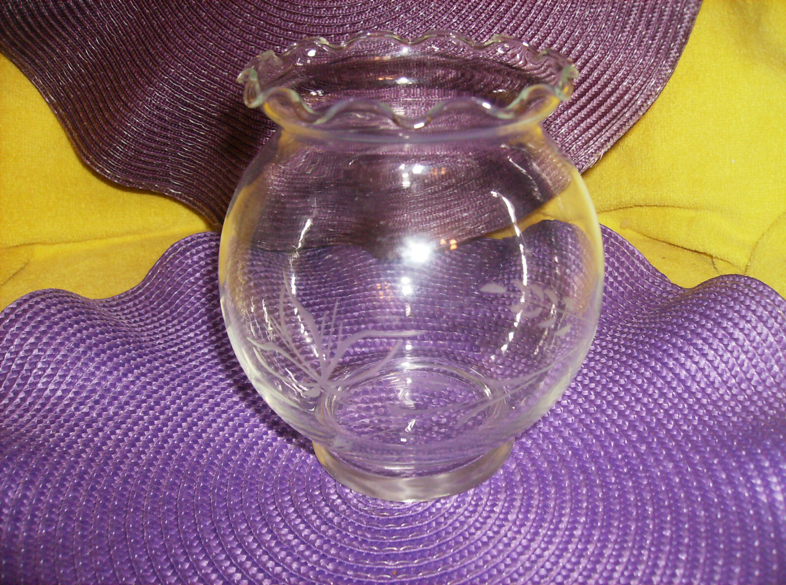 NEW CRYSTAL ETCHED ROSE BOWL FLUTED EDGES 6