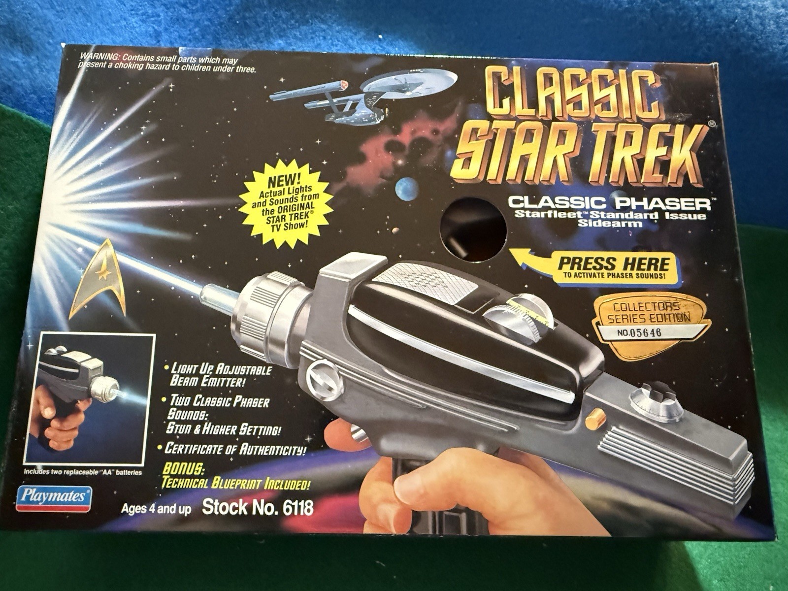 Vintage 1994 Playmates Star Trek Classic Phaser No. 6118 NEW SEALED Low Serial Vintage 1994 Playmates Star Trek Classic Phaser No. 6118 NEW SEALED Low Serial