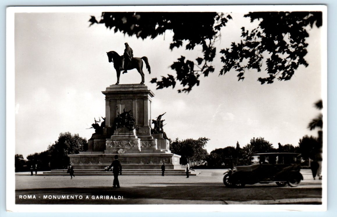 RPPC Monumento a Garibaldi - Rome ITALY Postcard