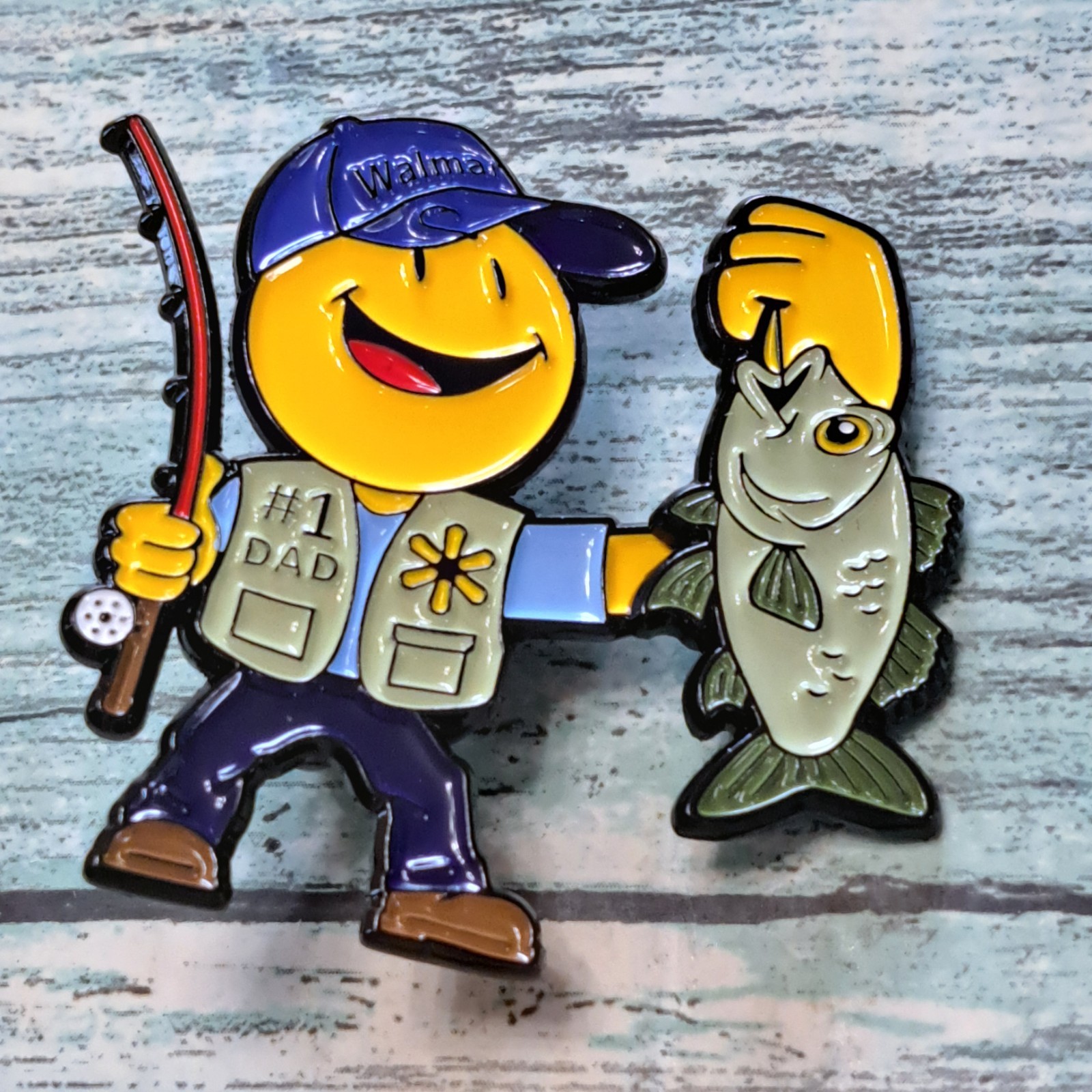 Walmart Employee Associate Pin - Smiley Fisherman Fishing #1 Dad