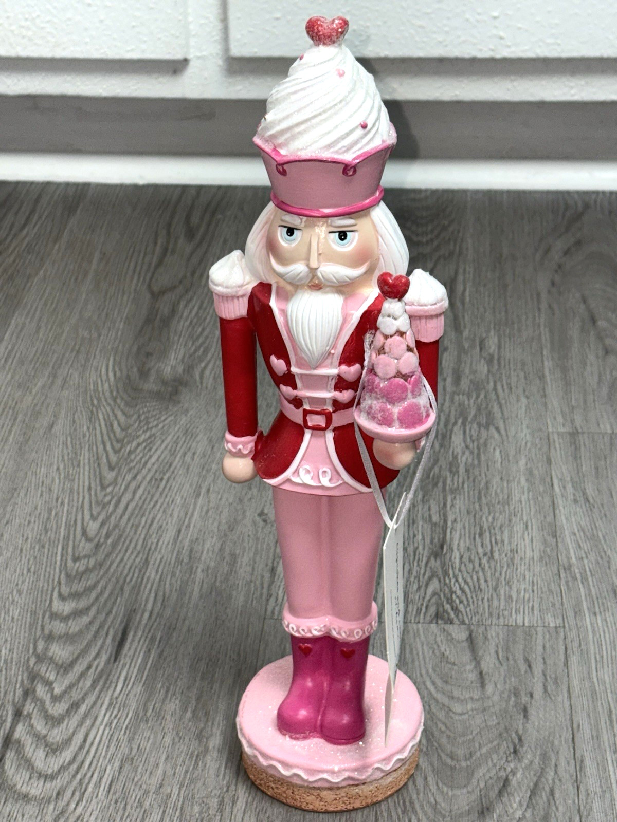 NWT Cupcakes and Cashmere Valentine\'s Day Nutcracker Cupcake Hat & Macaron Tree