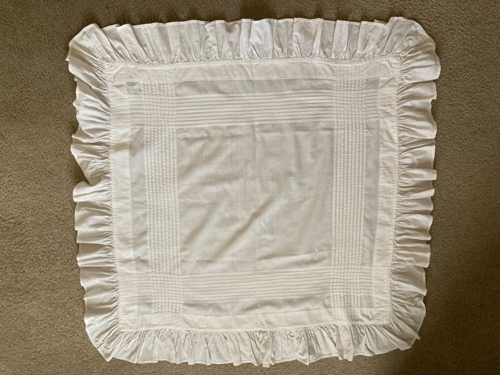 ANTQUE European Layover Flat Sham w/Narrow Tucking and Ruffled Edges - 26\
