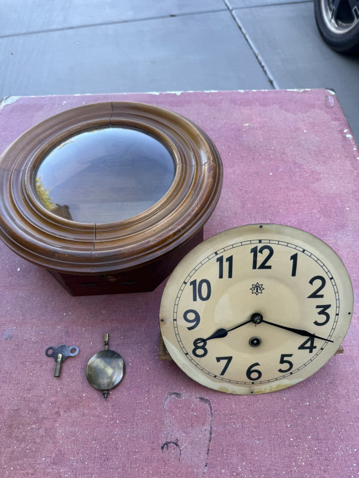 Antique JUNGHANS Round German Wall Clock with key & label Antique JUNGHANS Round German Wall Clock with key & label