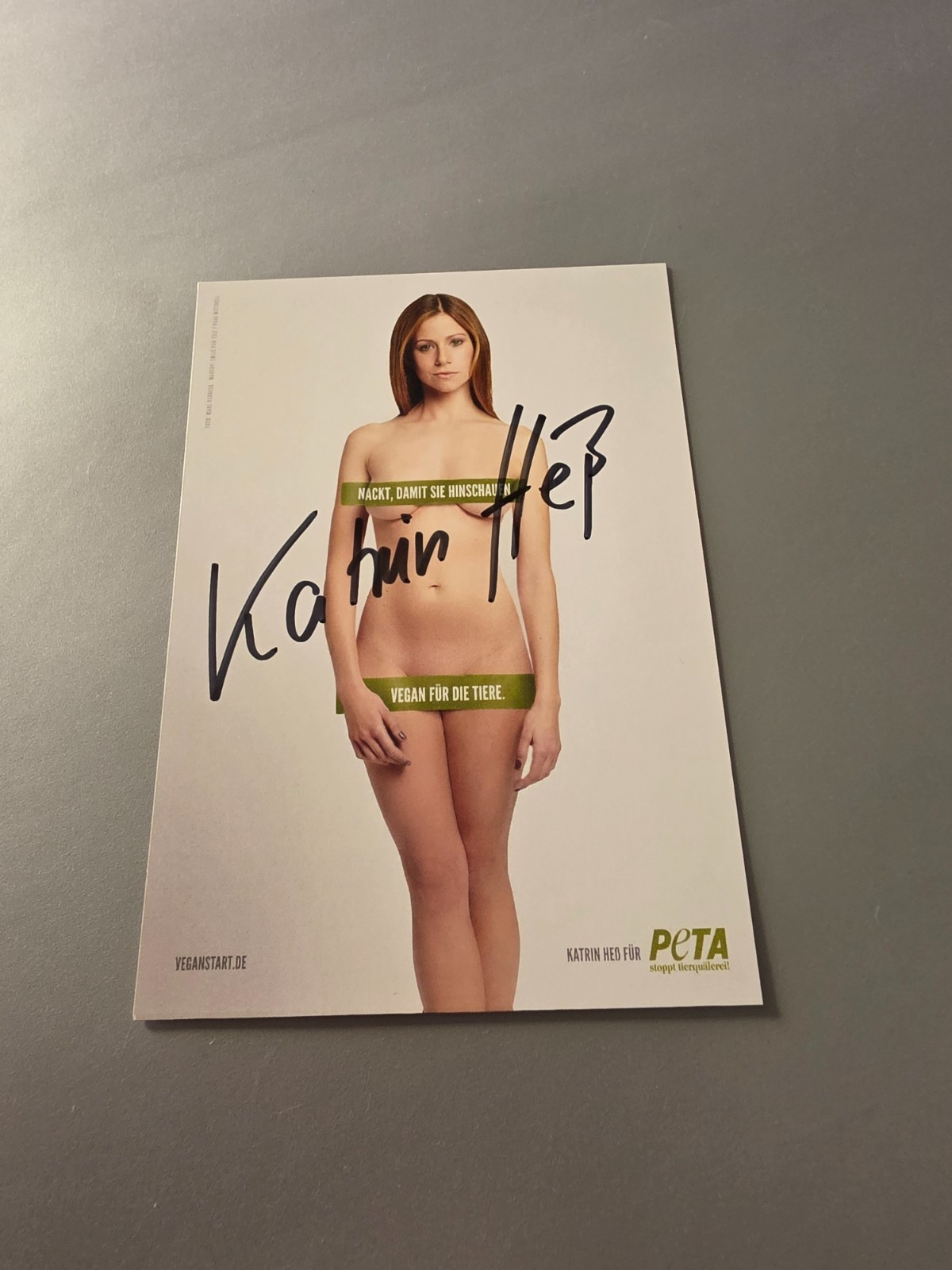 Katrin Hess - signed autograph card 10x15 autograph (SB009) Katrin Hess - signed autograph card 10x15 autograph (SB009)