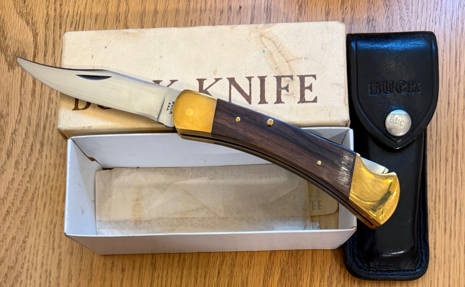VINTAGE EARLY 2 LINE INVERTED BUCK 110 KNIFE USED IN BOX   N35