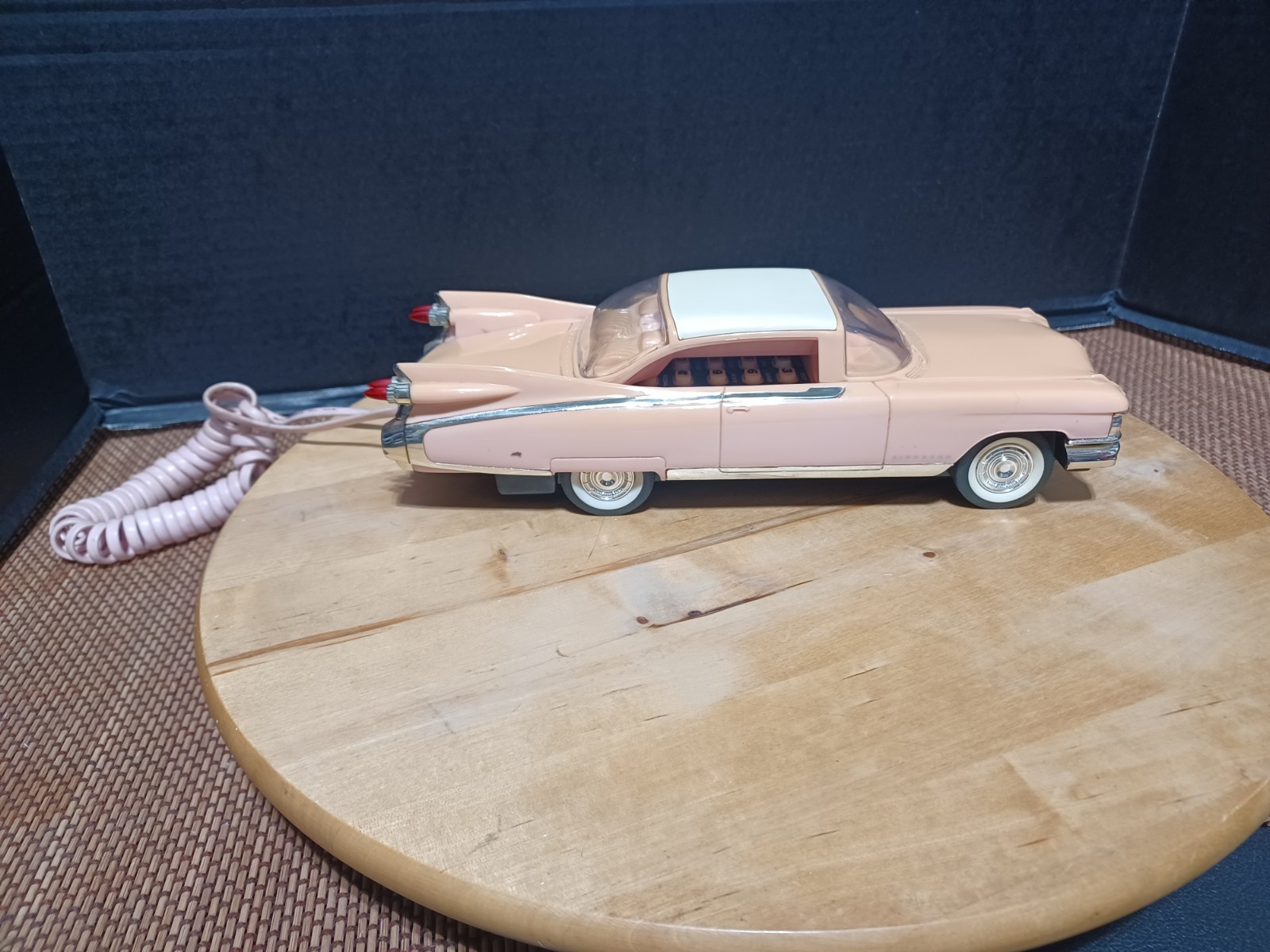 Vintage Telemania Pink ‘59 Cadillac Eldorado Biarritz Car Land Line Telephone Vintage Telemania Pink ‘59 Cadillac Eldorado Biarritz Car Land Line Telephone