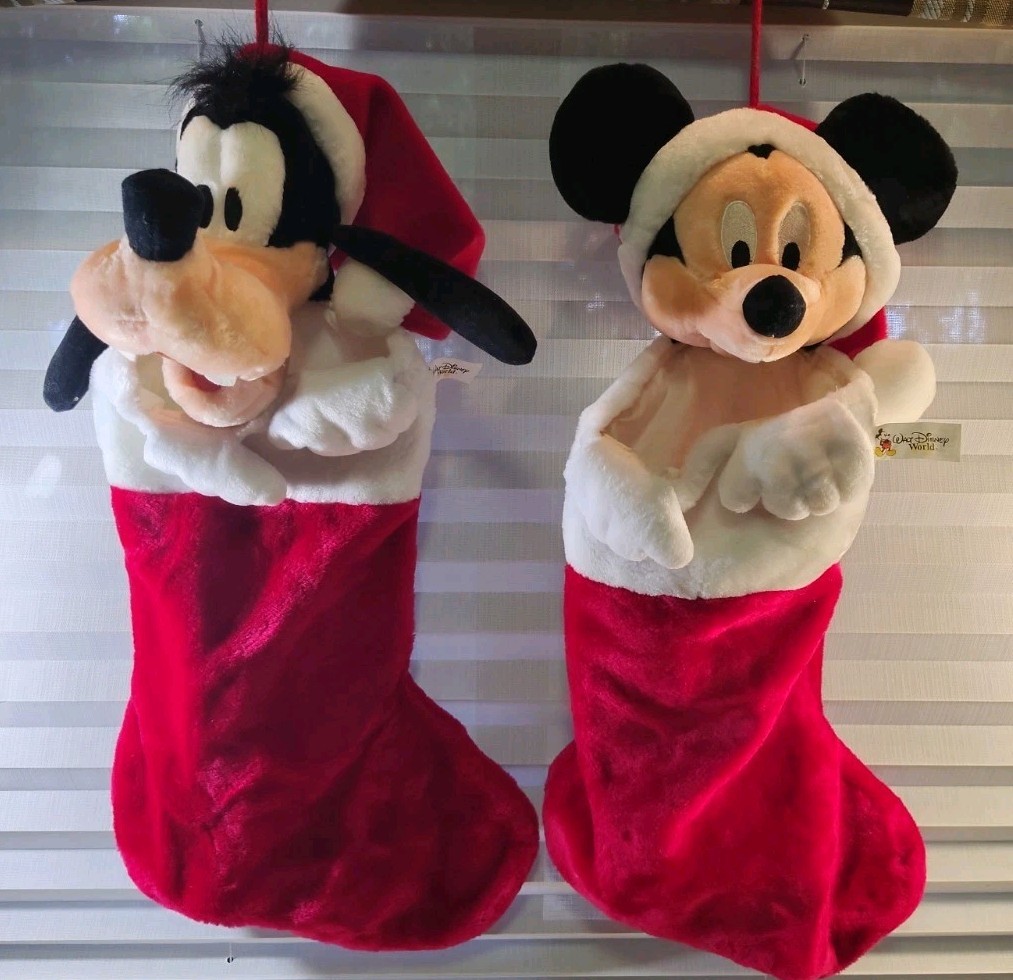 Vintage Walt Disney World 3D Mickey Mouse And Goofy Christmas Stockings 20\ Vintage Walt Disney World 3D Mickey Mouse And Goofy Christmas Stockings 20\