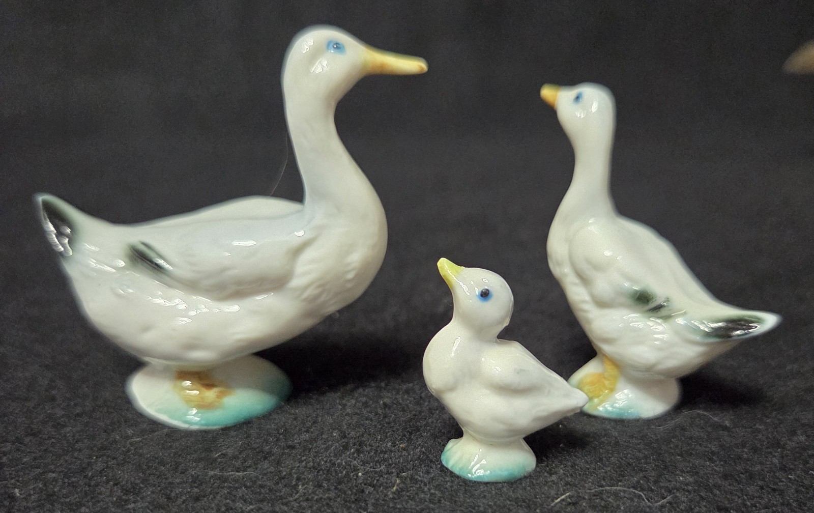 Set Of 3 Vintage Painted Miniature Porcelain Ducks Set Of 3 Vintage Painted Miniature Porcelain Ducks