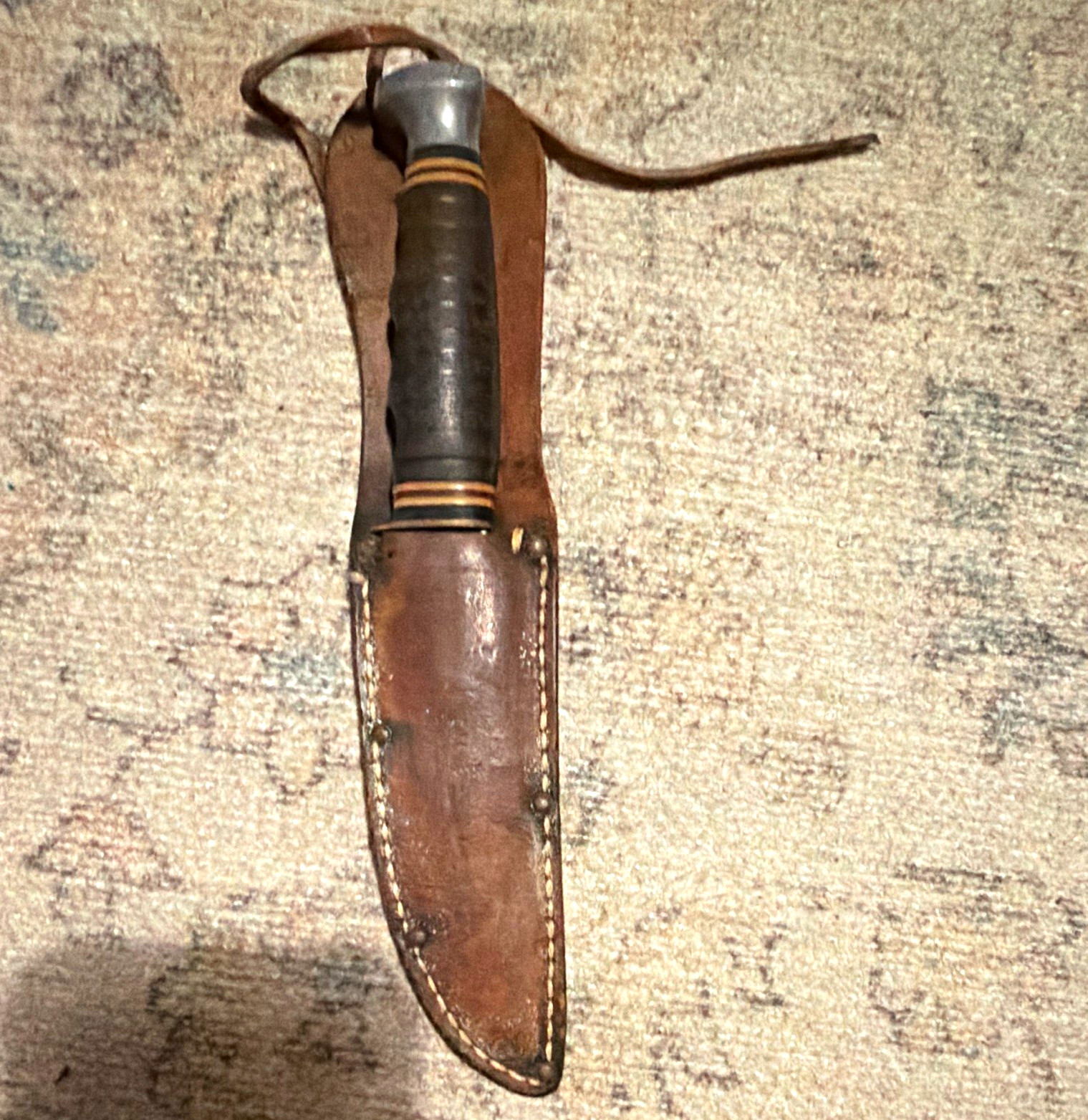 KA-BAR 1933 Vintage Hunting Fixed Blade Knife, Stainless Clip Point, Sheath